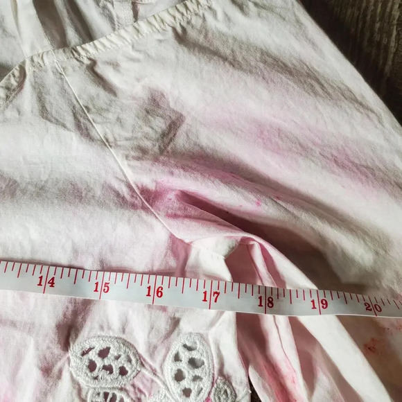 SUNO Pink and White Tie-Dye Watercolor Lace Embroidery Cold Shoulder Top NWOT - Picture 11 of 12